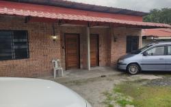 ROOMSTAY NURFADZ SG BULOH