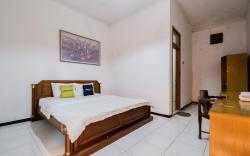 Urbanview Hotel Near Jatim Park 1 by RedDoorz