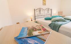 Isabels house in Otranto 10 seats