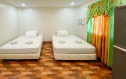 RedDoorz @ 4ks Pension House Bogo City Cebu
