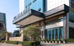 Kyriad Marvelous Hotel Shenzhen Longhua Guanlan Zhucun Metro Station