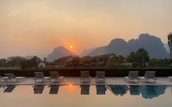 The Grand Riverside Hotel-1