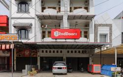 RedDoorz Syariah @ Panglima Nyak Makam Aceh 2