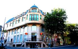 Amber Hotel