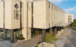 Renjoy Hotel Shanghai Huayi