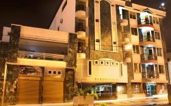Hotel D' Leon