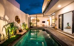 Villa Rindu - A Modern Tropical Holiday House
