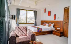 FabHotel Crystal Inn - Nr. Suvarndeep Chowk