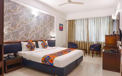 FabHotel Prime Golden Emerald - Nr. St Mary's Church ( C.N.I )