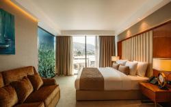 Marjan Plaza Hotel