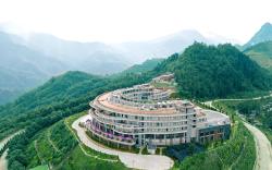 Lady Hill Sapa Resort