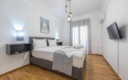 Athens Bright Suite by Cloudkeys