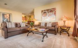 Luxurious Condo w/Private Balcony! AMAZING View
