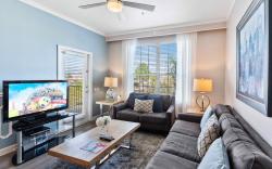 Modern Vista Cay Condo, near Universal Studios!