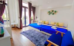 White Coffee House Hotel