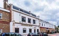 Dockside Hotel