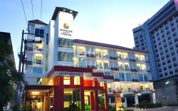 The Color Hotel