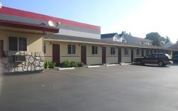 Aaron Motel