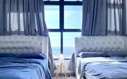 Melaka-City Center Retreat: Stunning Seaview-3 BR