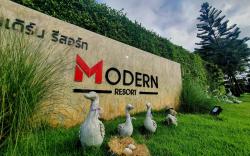 Modern Resort  Phichit