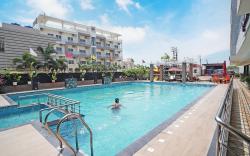 Royal Palace Beach Resort