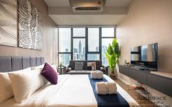Ceylonz Suites by EdenZpace