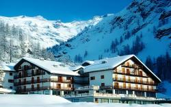 La Trinite Monboso Hotel