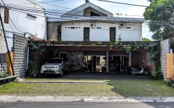 PULOSARI LIVING