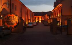 UNGVARSKIY Thermal Hotel