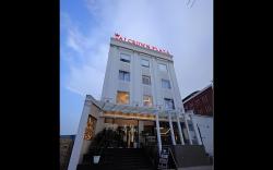 Hotel Taj Crown Plaza Near Taj Mahal Agra