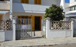 Teoma holiday home with climate and parking for 5 guests