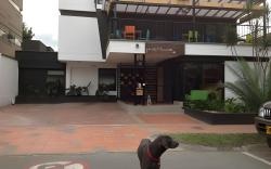 Ayenda 1224 Pixel House