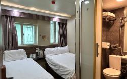 Mong Kok 地铁站  机场巴士直达 购物美食天堂 朗豪坊 信和中心