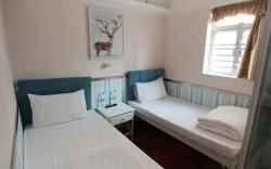 A旺角地铁站E1  机场巴士A21信和中心三人房  朗豪坊  庙街 