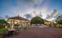 Villa Mayurana by Edwards Collection