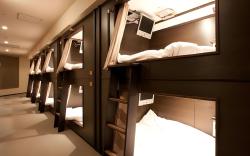 HEARTS Capsule Hotel & Spa Nakasu -Male only-