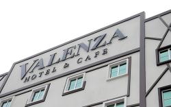 Valenza Hotel & Cafe