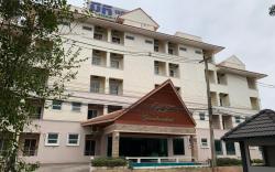 BT Grand Condotel