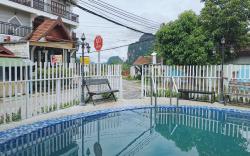 Bountang Mountain View Riverside Hotel