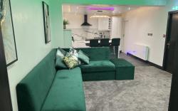 Feathers Suite