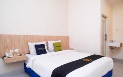 Urbanview Hotel DJ Inn Tegal