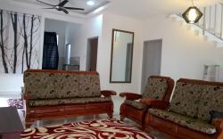 Husna Homestay Kluang (For Muslim Only)