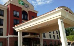 Holiday Inn Express & Suites Cross Lanes