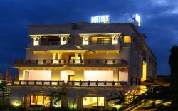 Hotel J C Castle