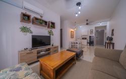 Zen 3-bedroom 6 pax | Free 2 Parkings | Semarak