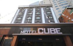 Hotel Cube