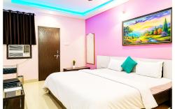 Goroomgo Shivay Guest House Godowlia Varanasi