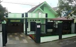 Villa Keluarga "Pondok Daun"