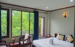 Dok Champa Resort