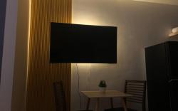 Stunning 1 bedroom unit with pool by the mall